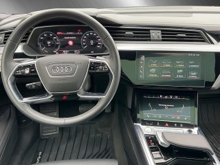 Audi e-tron SB 55 quattro S-line 300kW ACC+HEAD-UP+STAND-KL+PANOR